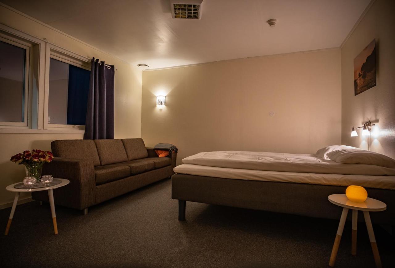 Skagi Bed & Lodge Skaland Exteriér fotografie